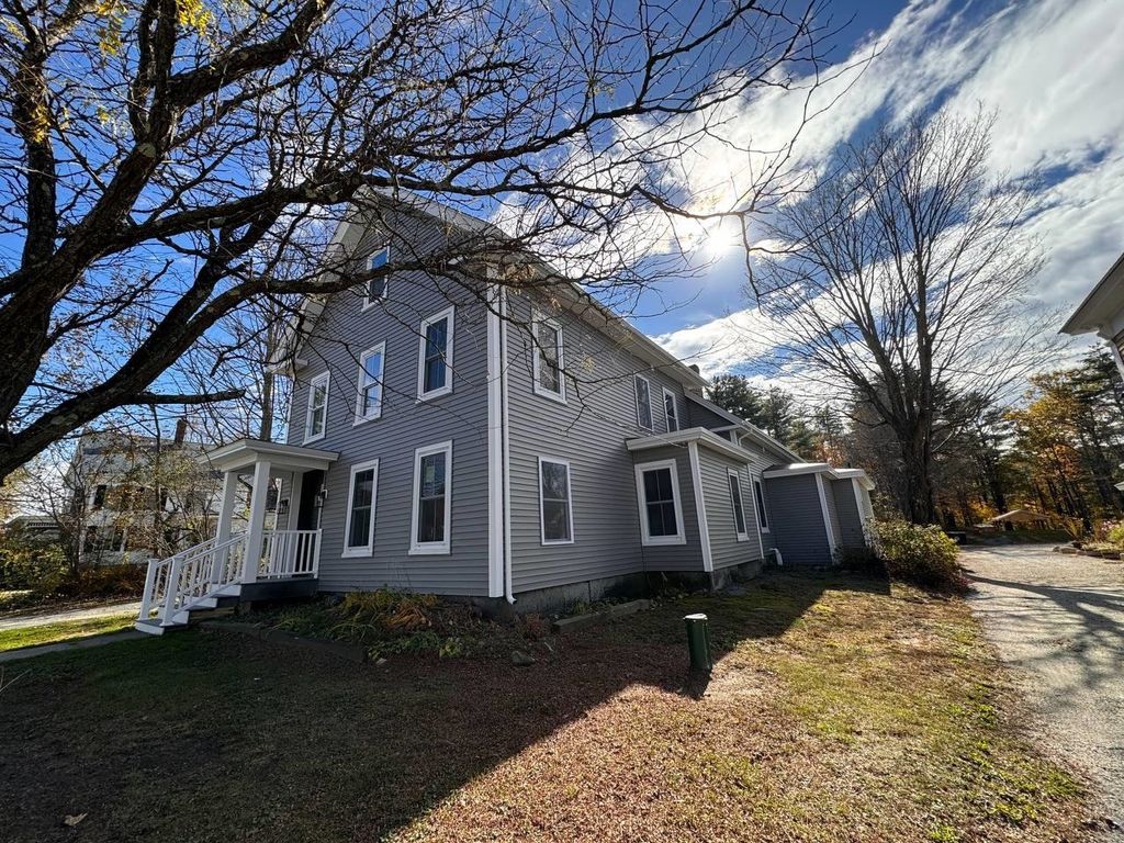 Photo of 123 East Main Street, Bradford, NH 03221 (MLS # 5083485)