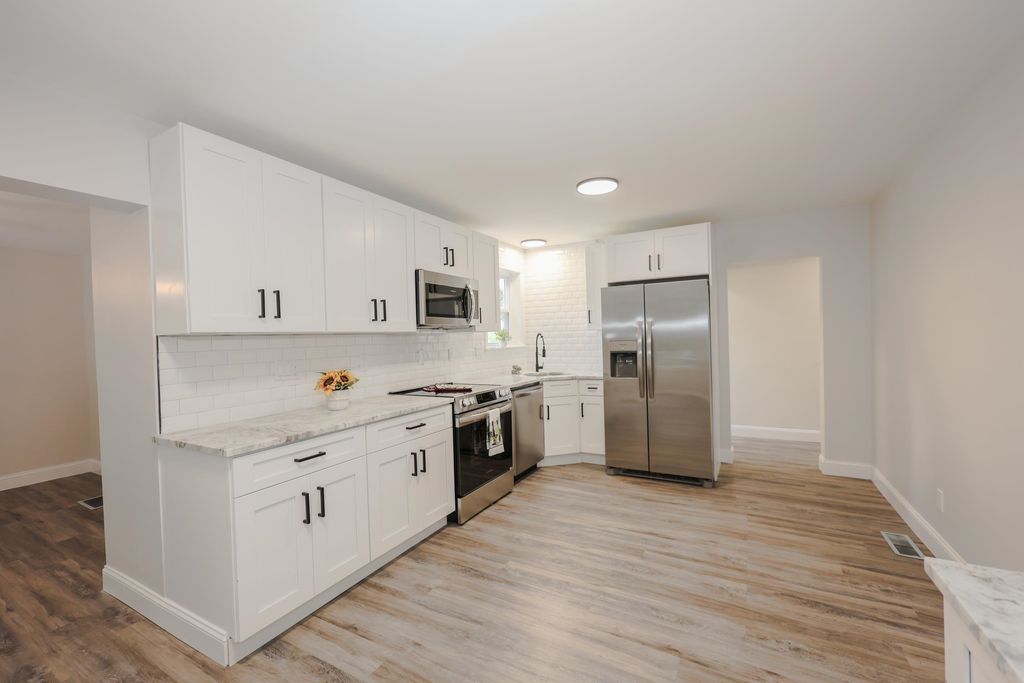 Photo of 20 Mountain Road, Epsom, NH 03234 (MLS # 5049836)