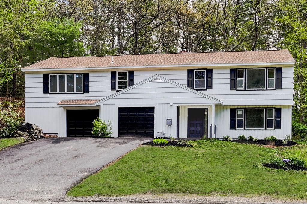 Photo of 12 Davis Road, Merrimack, NH 03054 (MLS # 5087929)