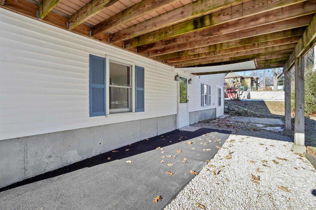 Photo of 103 Portsmouth Avenue, Manchester, NH 03109 (MLS # 5076744)