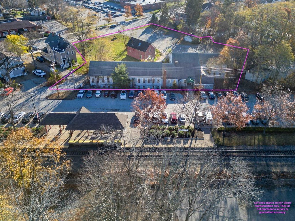 Photo of 48 Lincoln Street, Exeter, NH 03833 (MLS # 5069803)