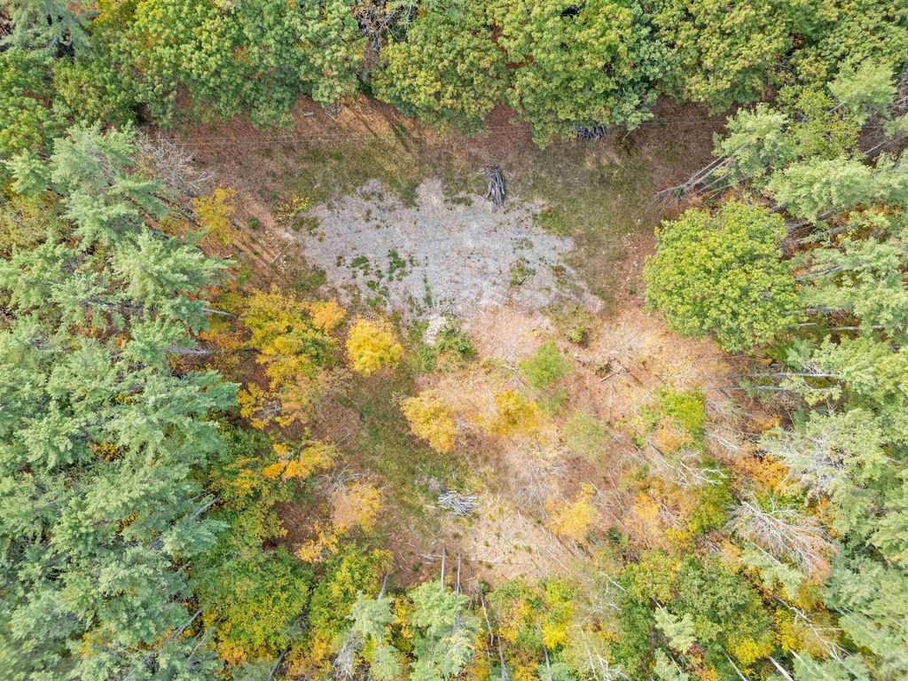 Photo of 41 Foss Flats Road, Sandwich, NH 03259 (MLS # 5088489)