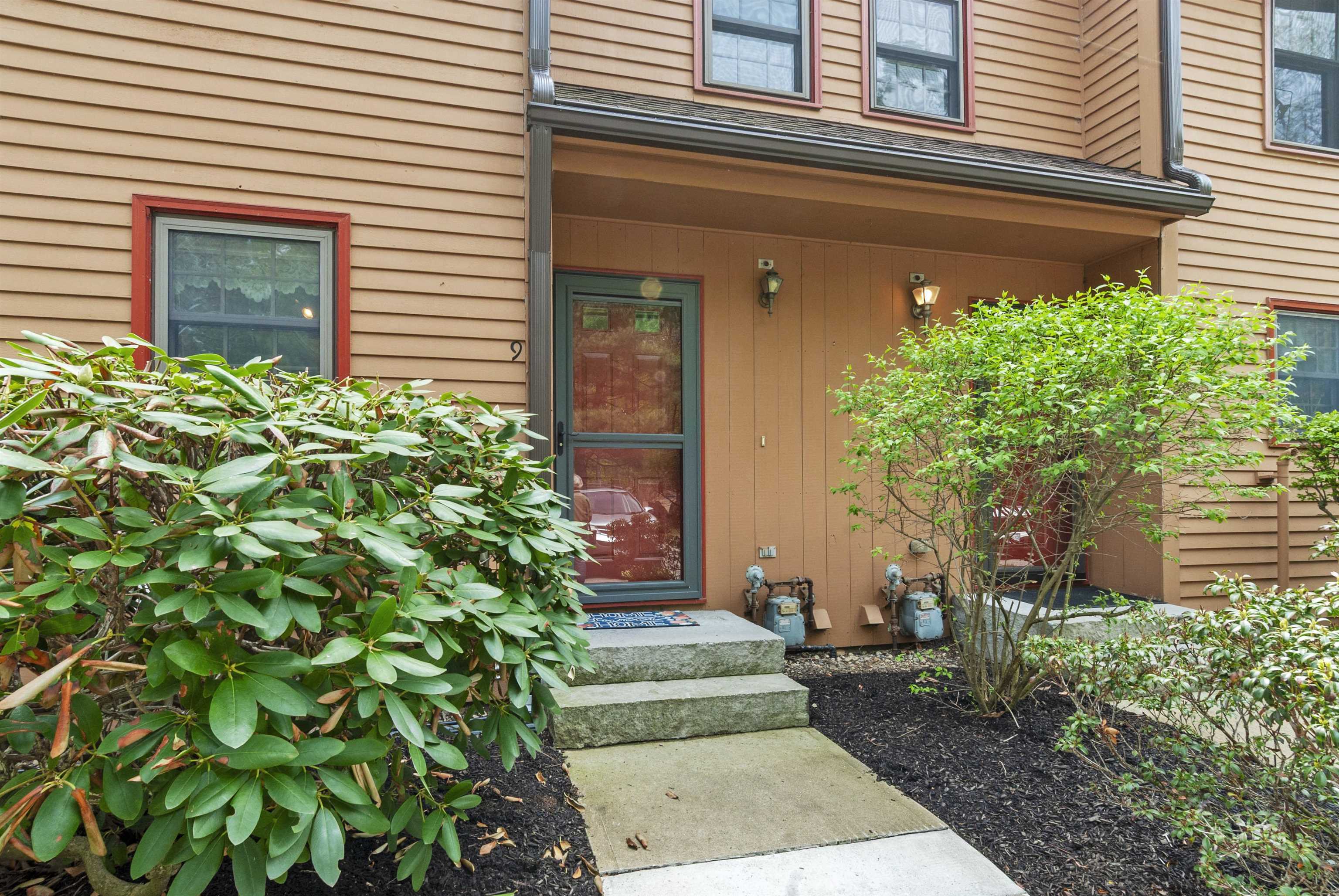 240 Franklin Street 9