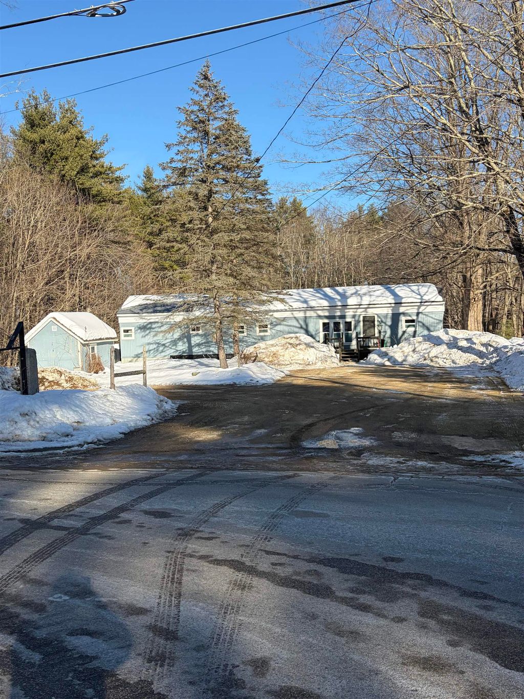 Photo of 263 Pickpocket Road, Brentwood, NH 03833 (MLS # 5077230)