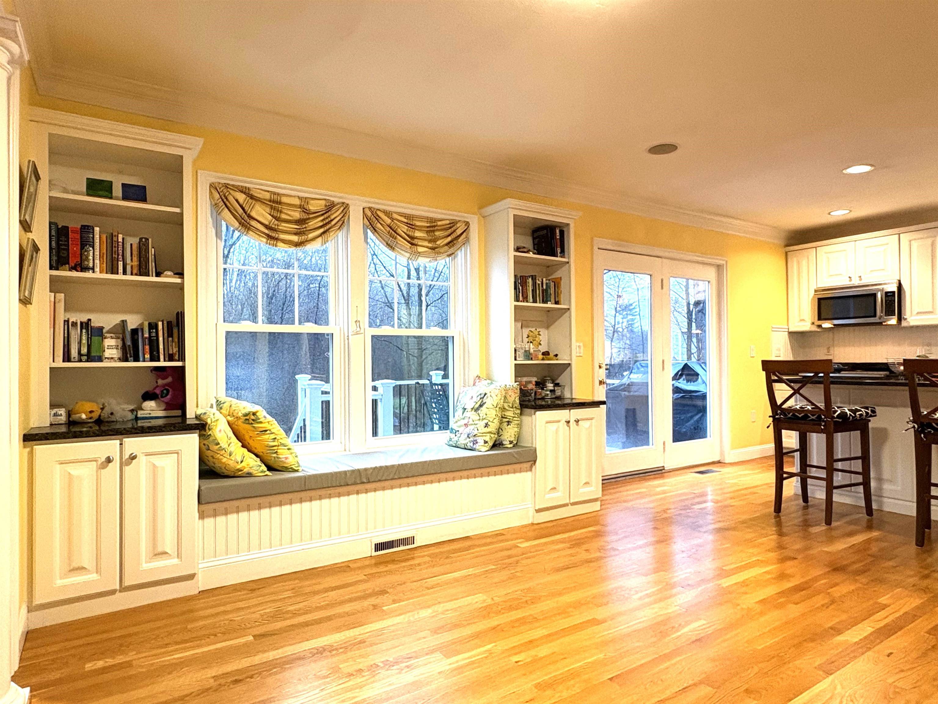 10 Dearborn Brook Circle