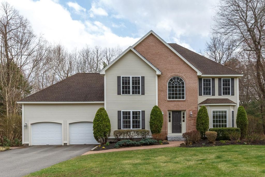 Photo of 17 Nottingham Road, Windham, NH 03087 (MLS # 5084945)