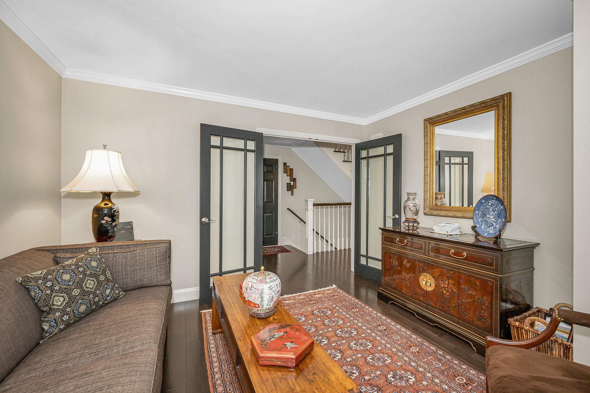 7 Lilac Court 335
