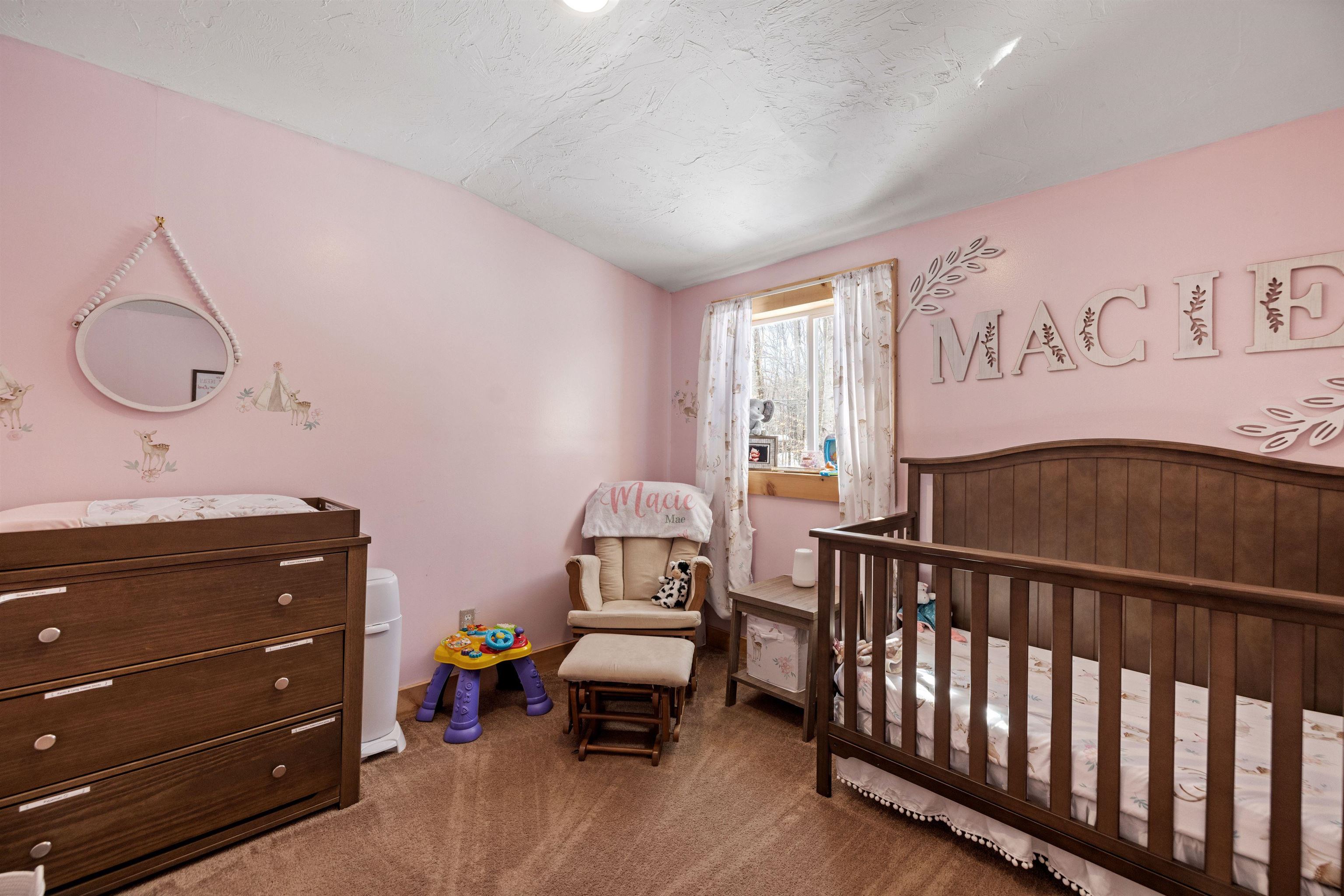 Barnstead, New Hampshire 03218, United States, 3 Bedrooms Bedrooms, ,1 BathroomBathrooms,Residential,Pending,81128