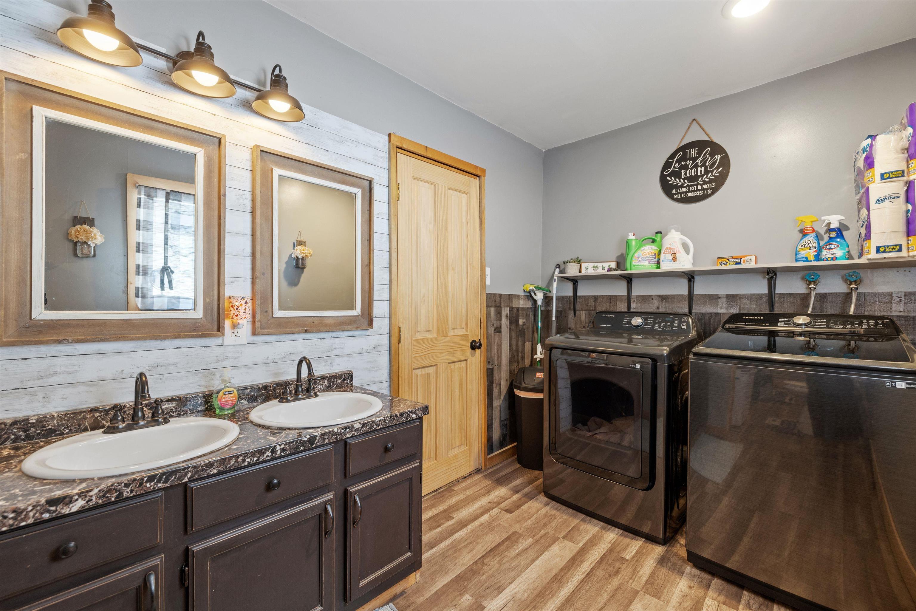 Barnstead, New Hampshire 03218, United States, 3 Bedrooms Bedrooms, ,1 BathroomBathrooms,Residential,Pending,81128