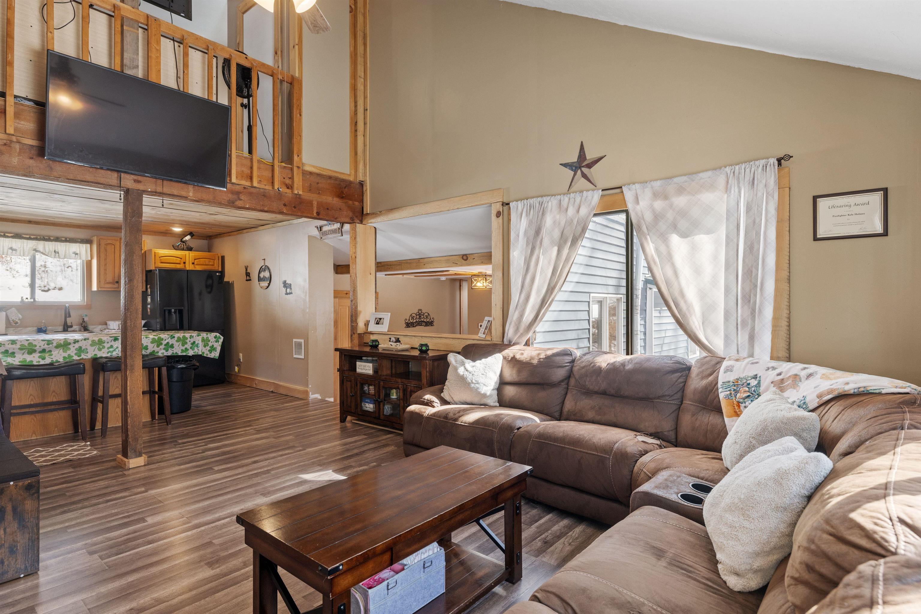 Barnstead, New Hampshire 03218, United States, 3 Bedrooms Bedrooms, ,1 BathroomBathrooms,Residential,Pending,81128