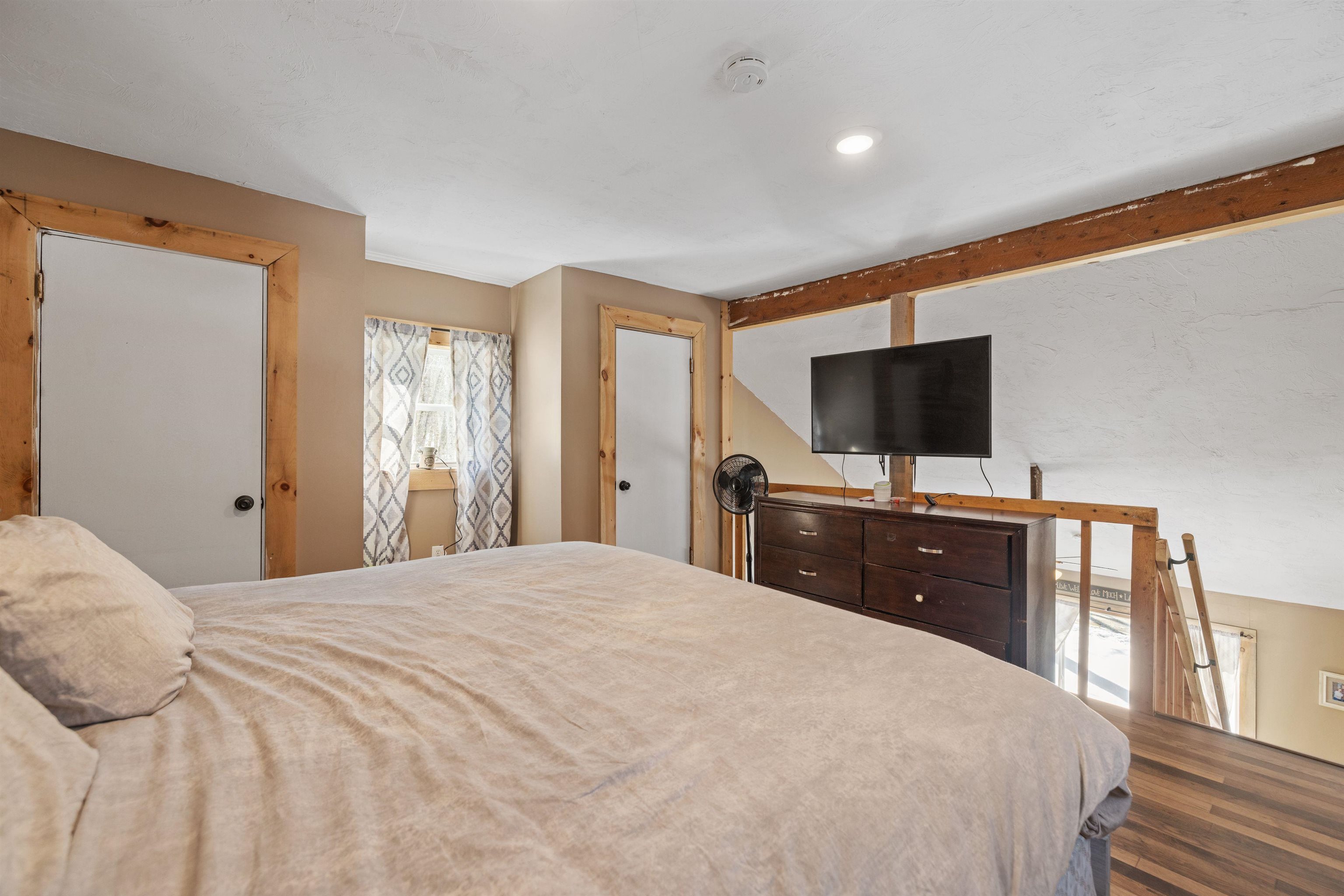 Barnstead, New Hampshire 03218, United States, 3 Bedrooms Bedrooms, ,1 BathroomBathrooms,Residential,Pending,81128