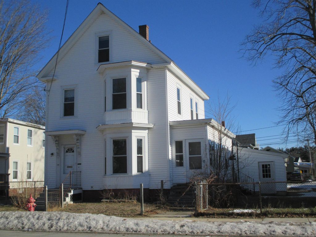Photo of 118 Charles Street, Rochester, NH 03867 (MLS # 5074591)