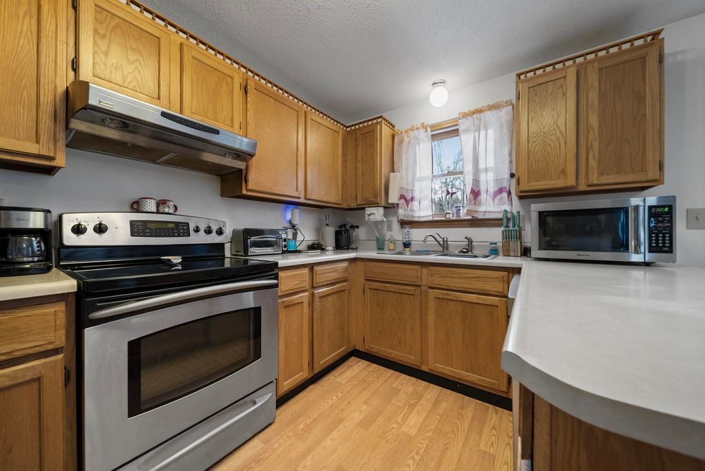 Photo of 93 Queen Street, Boscawen, NH 03303 (MLS # 5076938)