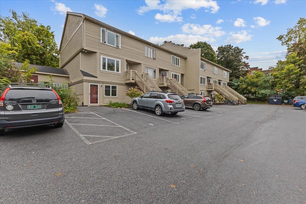 337 College Street 1