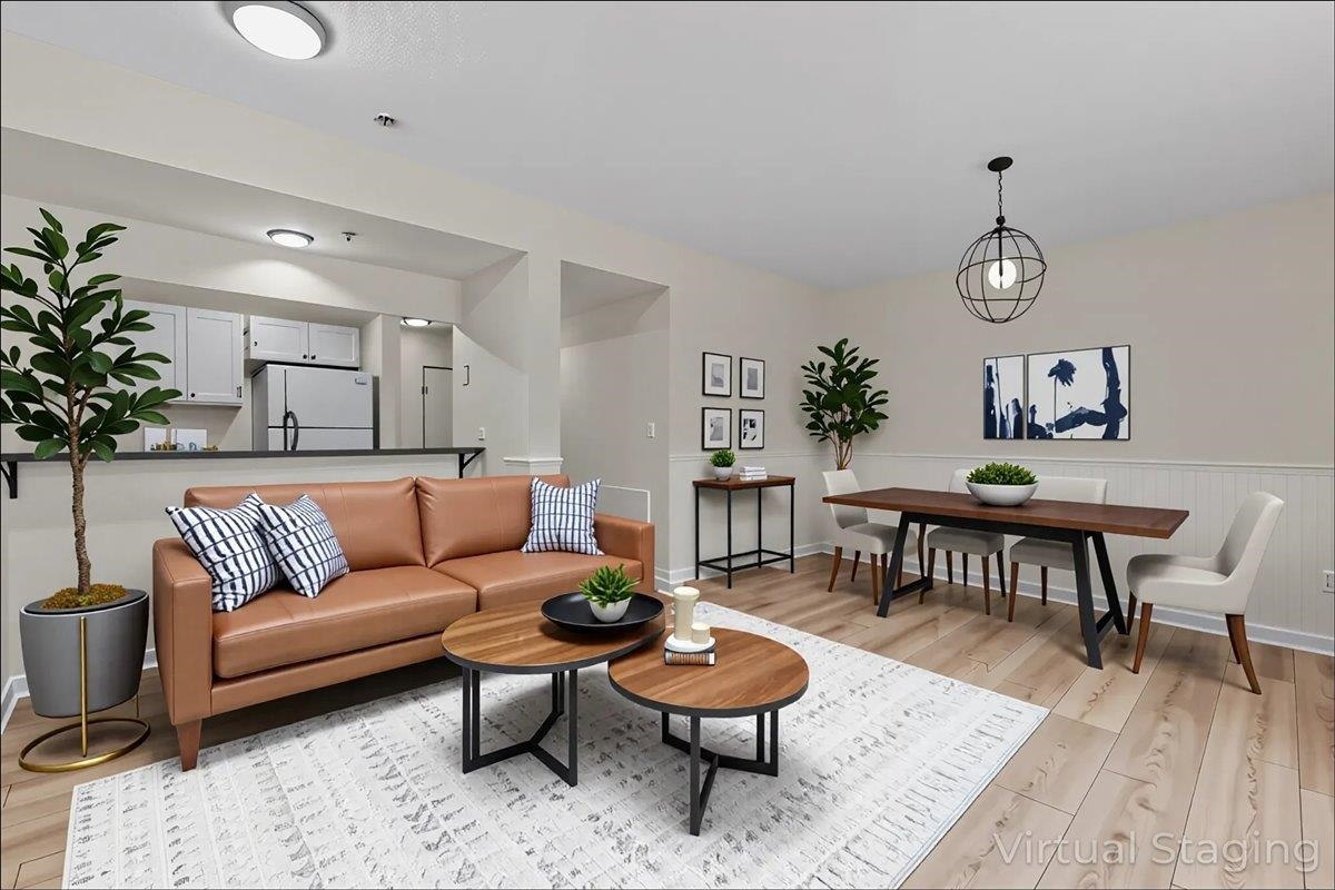 337 College Street 1