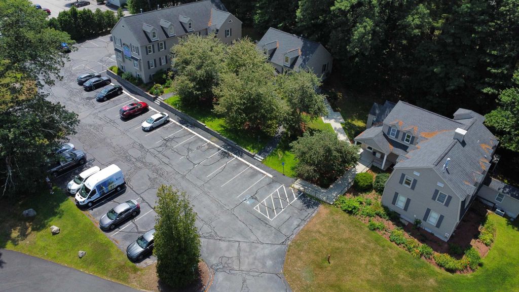 Photo of 1 Mound Court, Merrimack, NH 03054 (MLS # 5052335)