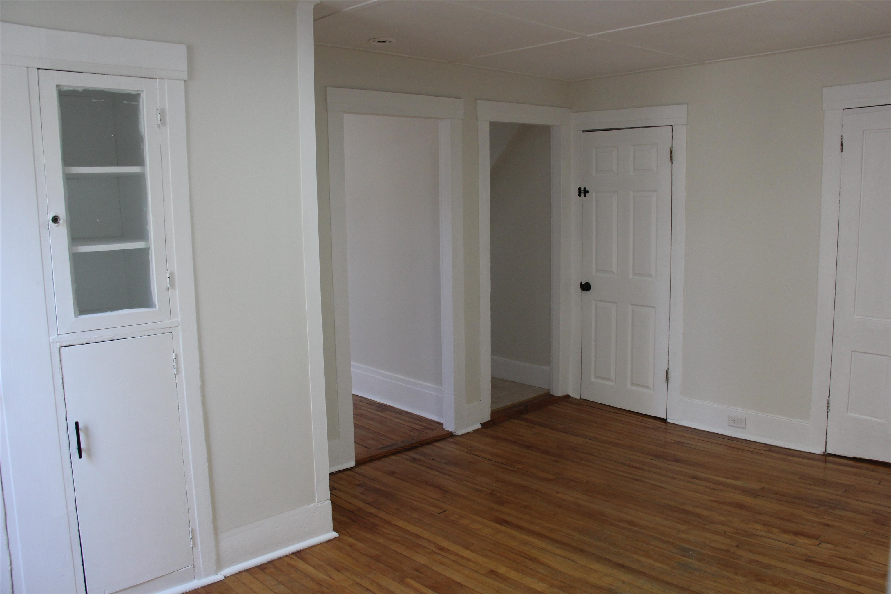 17-19 Thompson Street