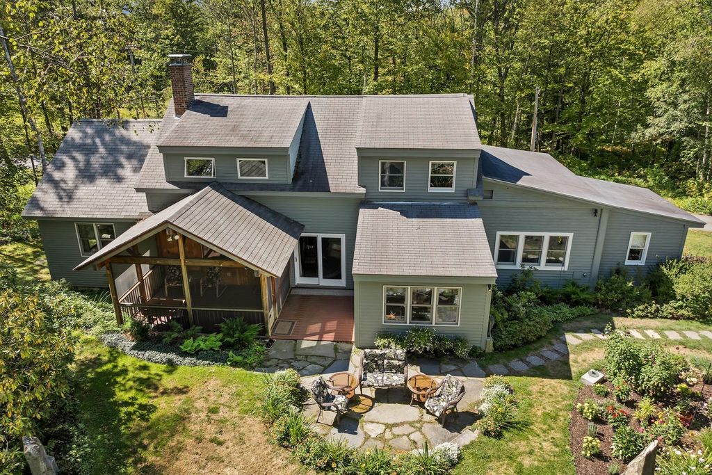 Photo of 26 Otterville Road, New London, NH 03257 (MLS # 5060685)