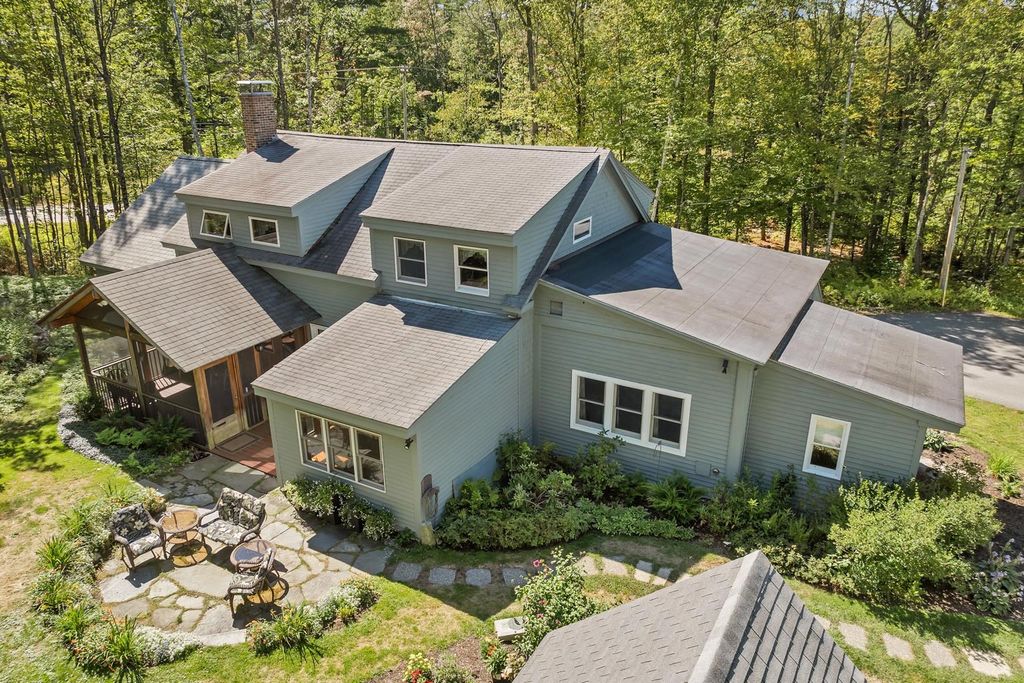 Photo of 26 Otterville Road, New London, NH 03257 (MLS # 5060685)