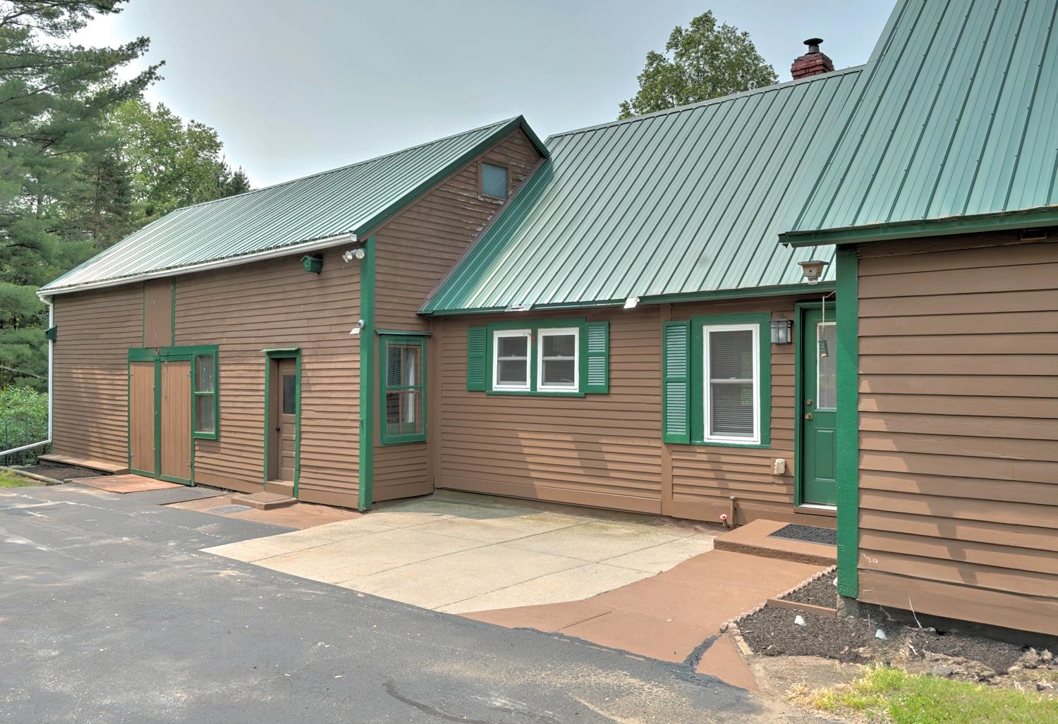 125 Westport Village Road