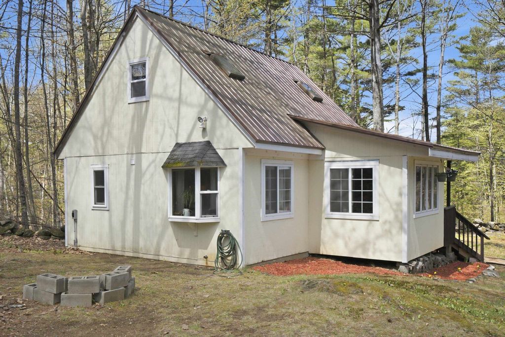 Photo of 101 Canterbury Shore Drive, Canterbury, NH 03224 (MLS # 5087939)