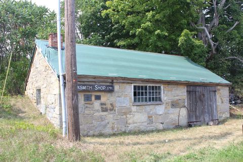 1488 Route 30 Cornwall VT 05753