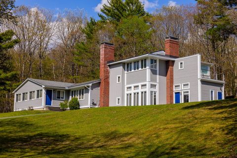 Photo of 8 Laramie Road, Hanover, NH 03750 (MLS # 5089491)