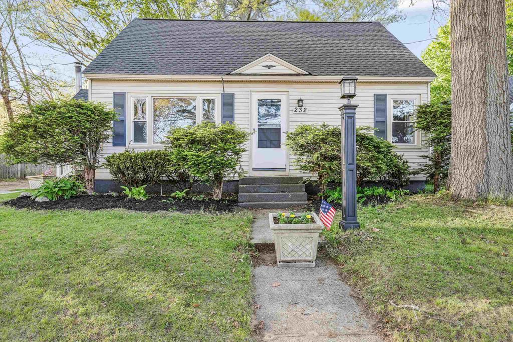 Photo of 232 Seames Drive, Manchester, NH 03103 (MLS # 5089216)