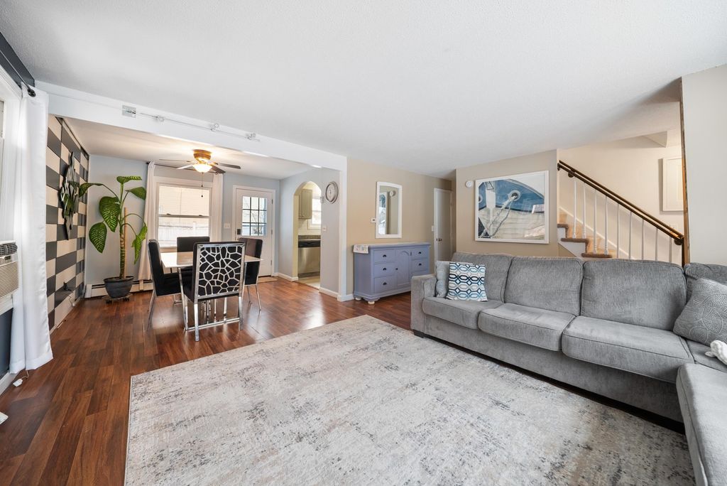 Photo of 3335 Ferson Street, Nashua, NH 03060 (MLS # 5078911)