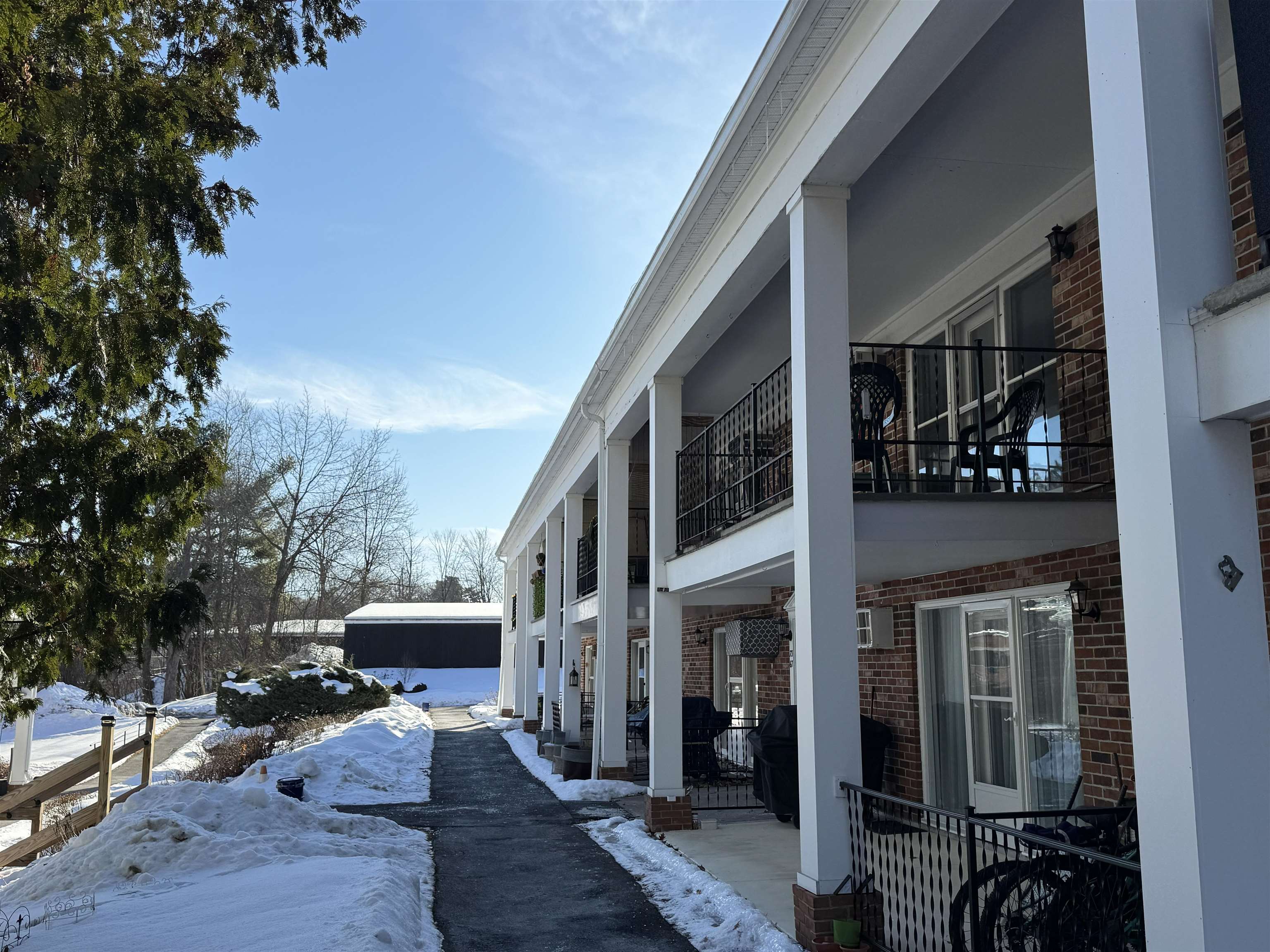 100 Kennedy Drive 74