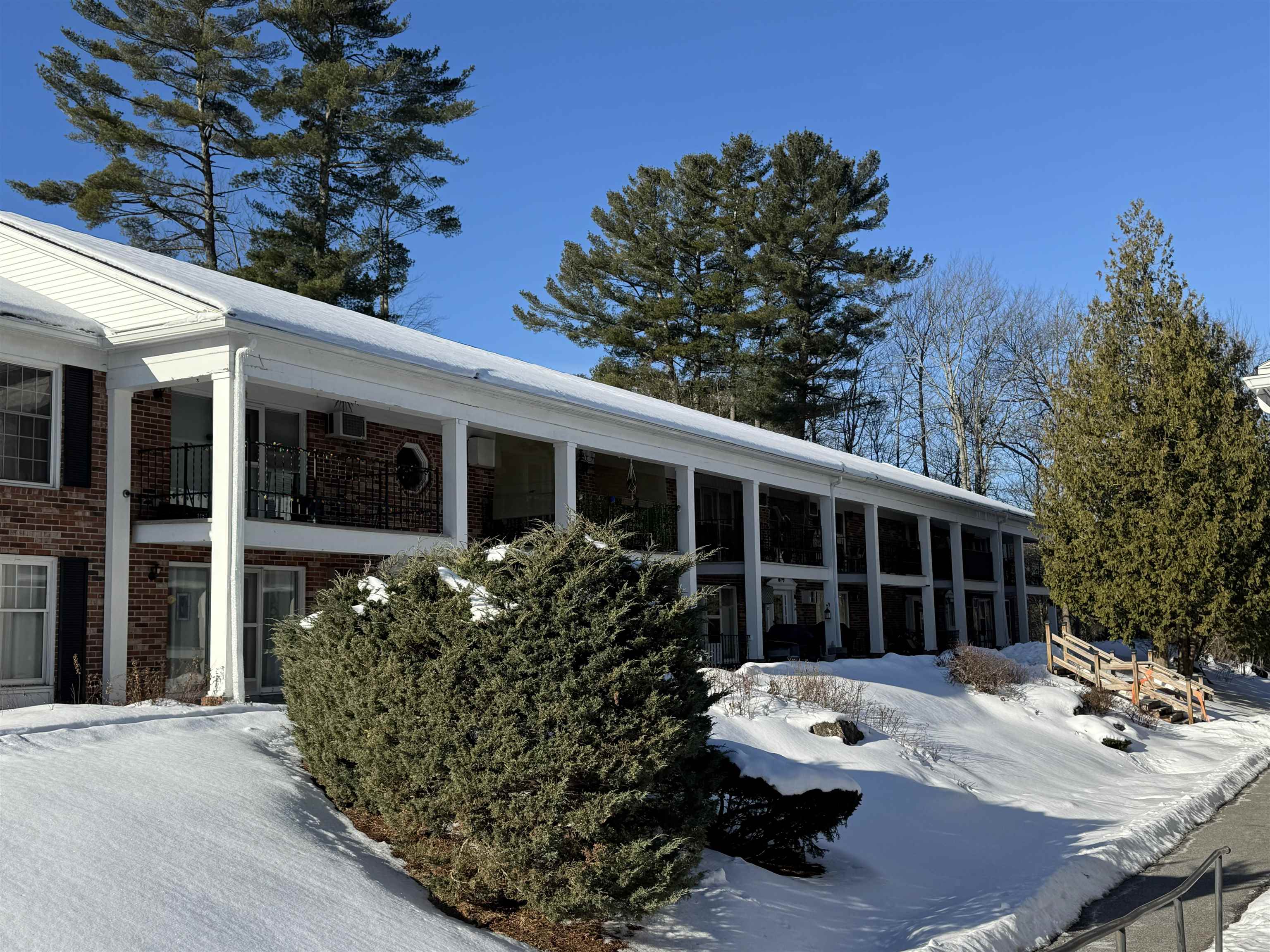 100 Kennedy Drive 74