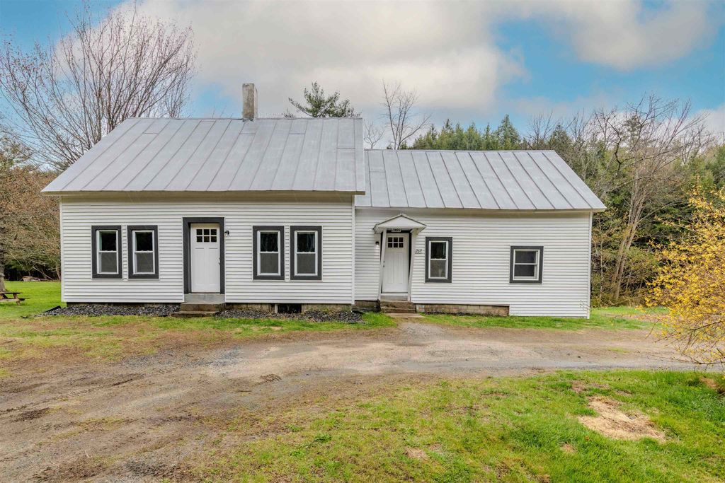 Photo of 269 Route 25C, Piermont, NH 03779 (MLS # 5089571)