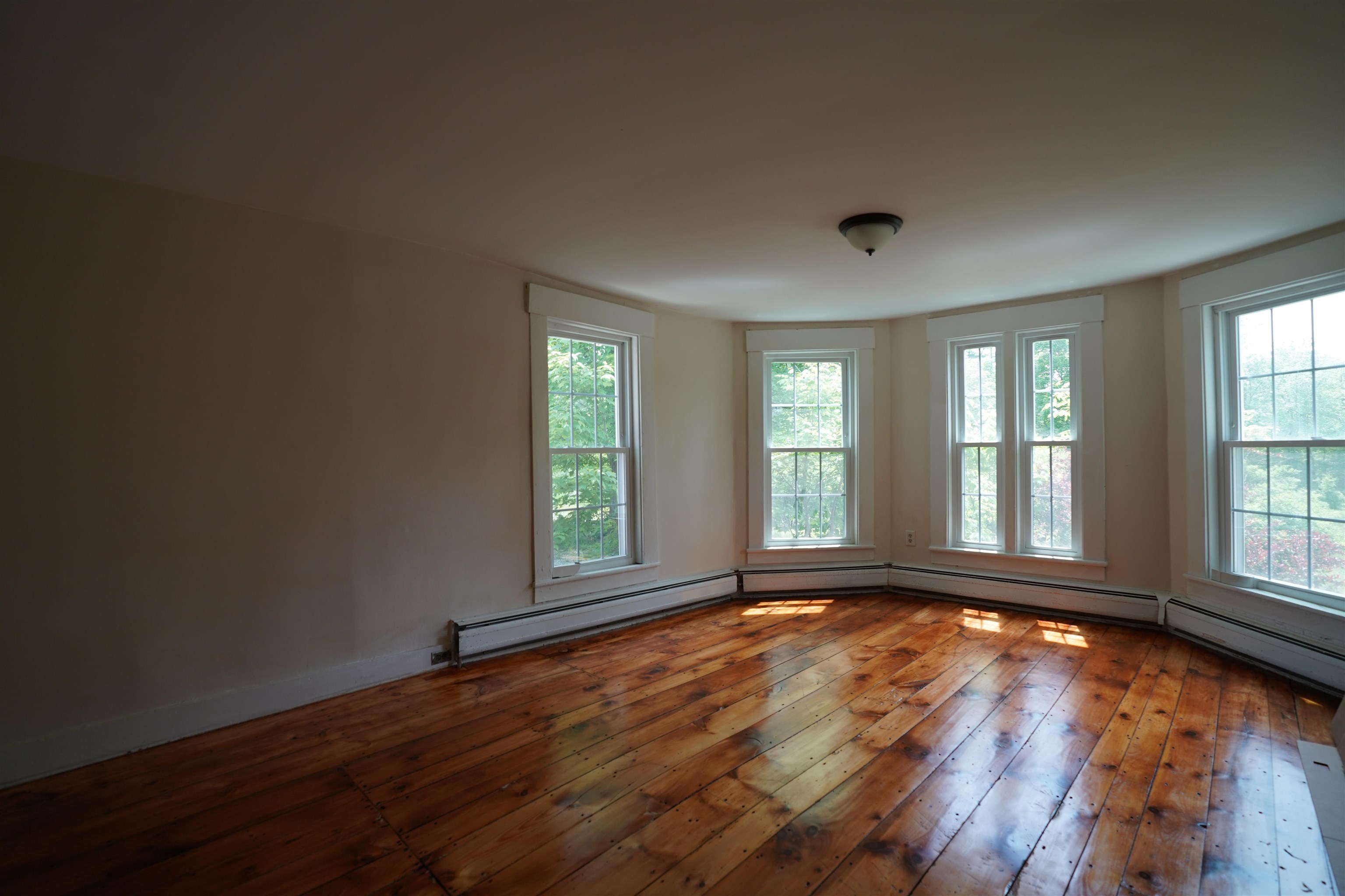 111 S Sugar Hill Road