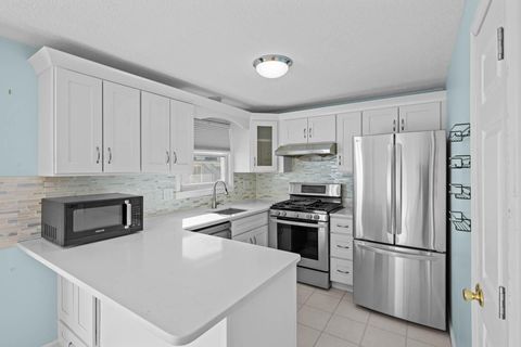 Photo of 31 Bluestone Drive #31, Nashua, NH 03060 (MLS # 5080565)