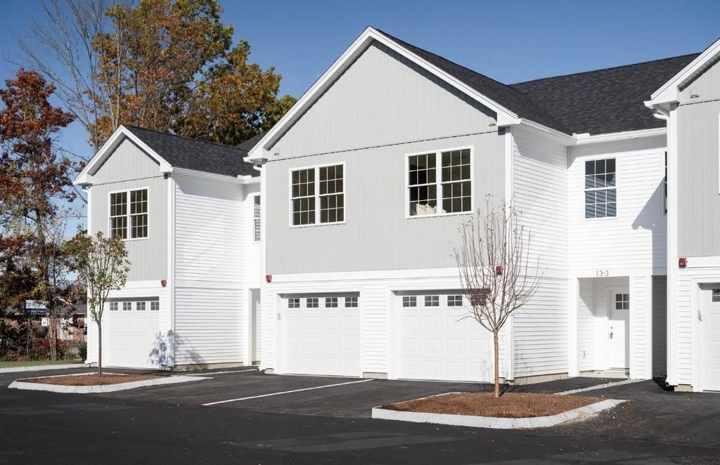 Photo of 15 Suffolk Road #1, Concord, NH 03303 (MLS # 5070852)