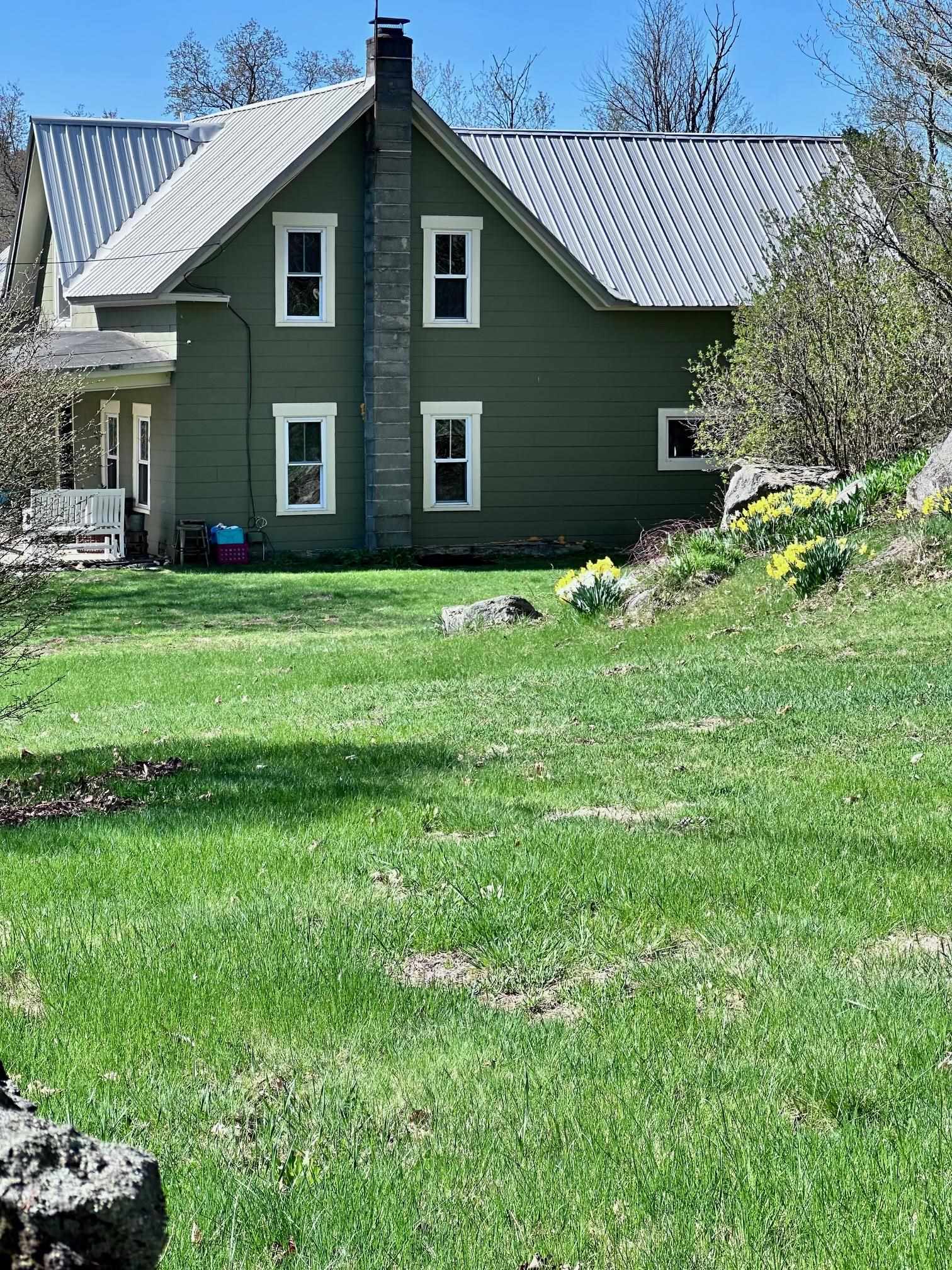 526 Northwest Road