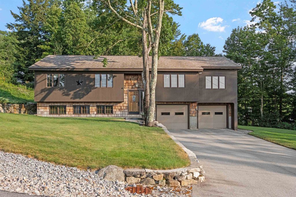 Photo of 68 Woodwells Garrison Road, Hopkinton, NH 03229 (MLS # 5081365)