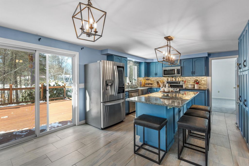 Photo of 17 Cottage Circle, Lebanon, NH 03784 (MLS # 5077589)