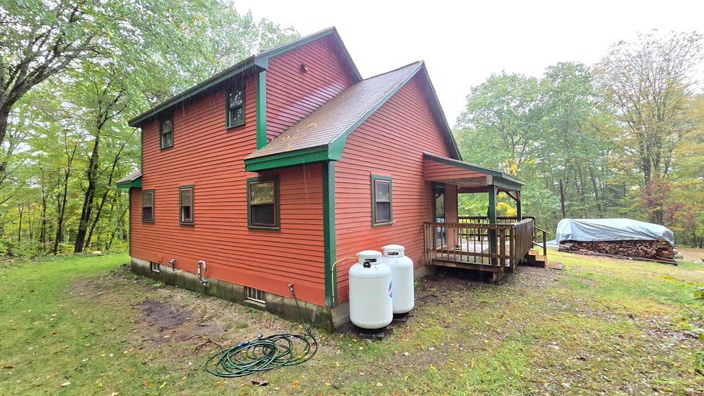 Photo of 271 Concord Stage Road, Weare, NH 03281 (MLS # 5063098)