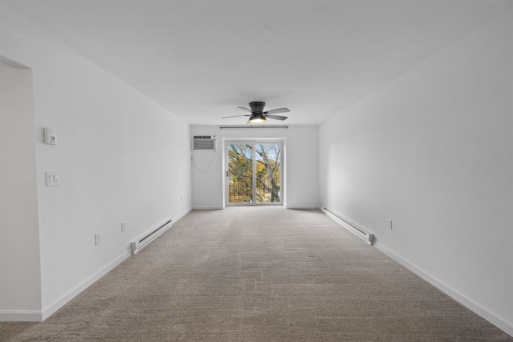 Photo of 2 Bristol Court #352, Derry, NH 03038 (MLS # 5067646)