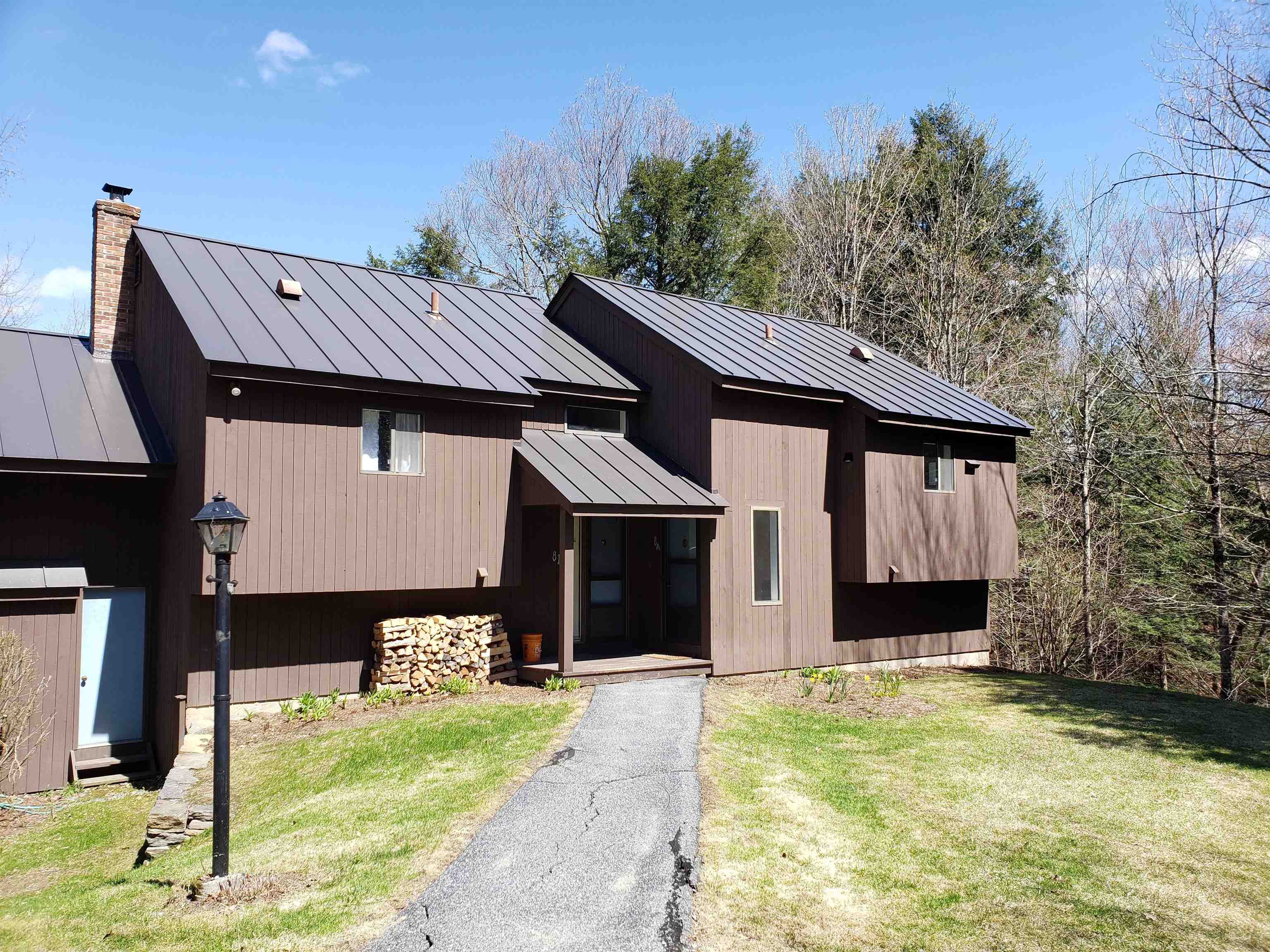 383 Old Quechee Road 8B