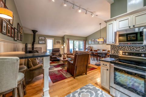 383 Old Quechee Road 8B Hartford VT 05059