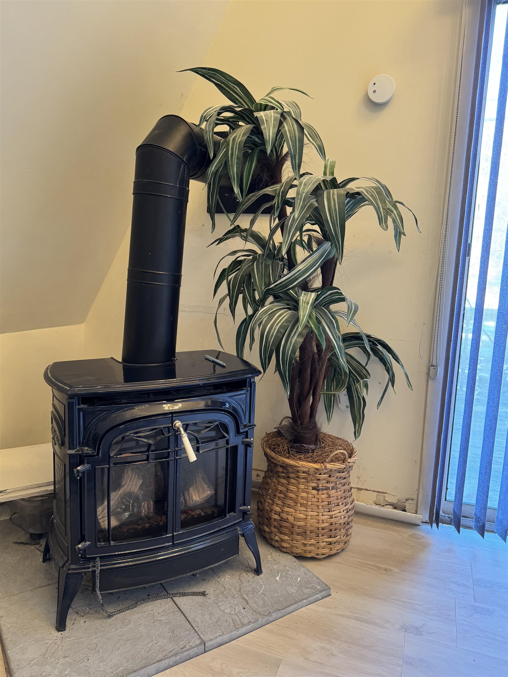 4351 Vermont RT 11 West