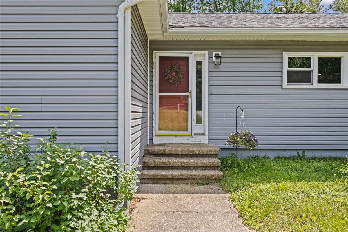 33 Winterlane Circle