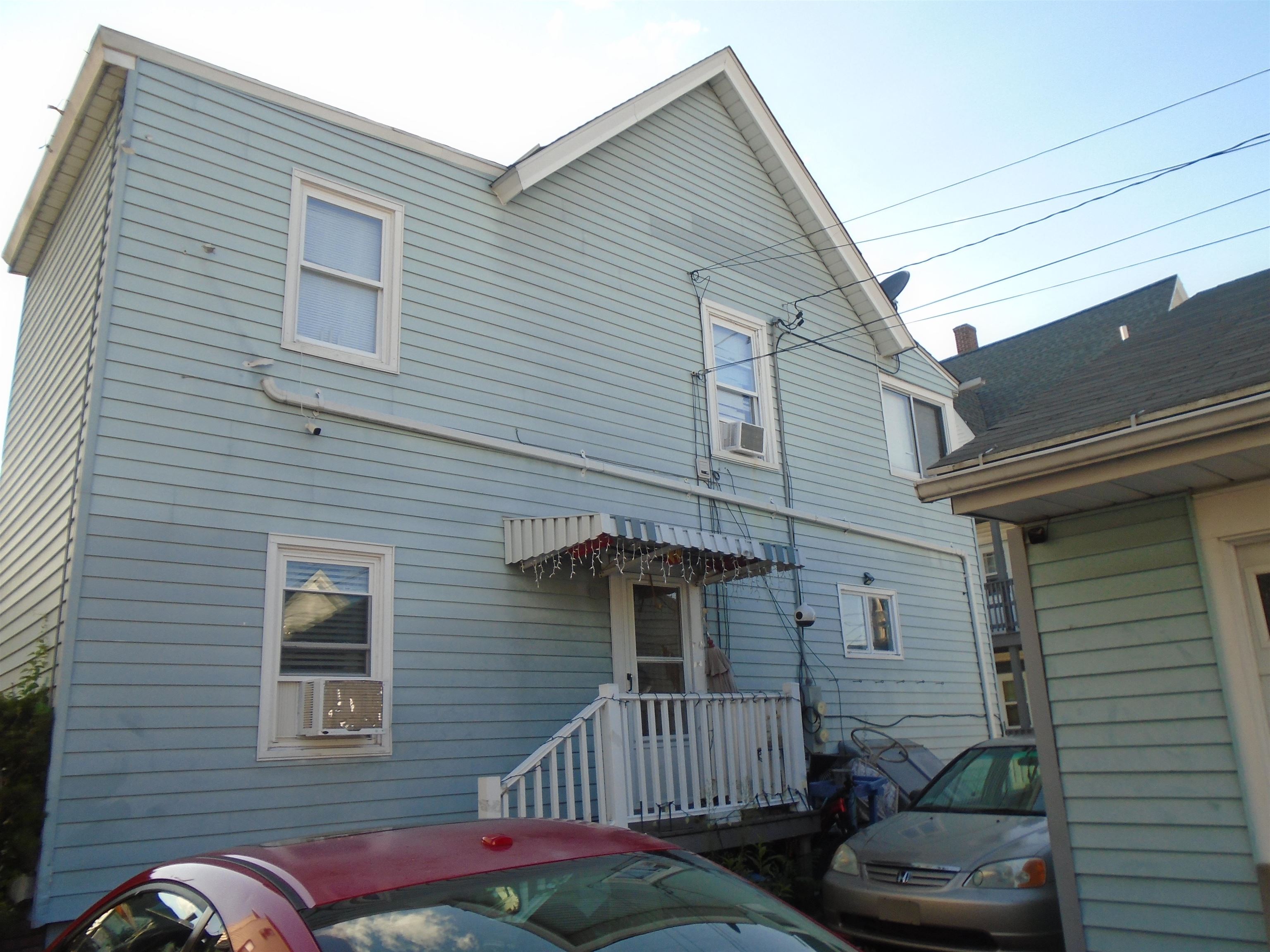 281 Dubuque Street