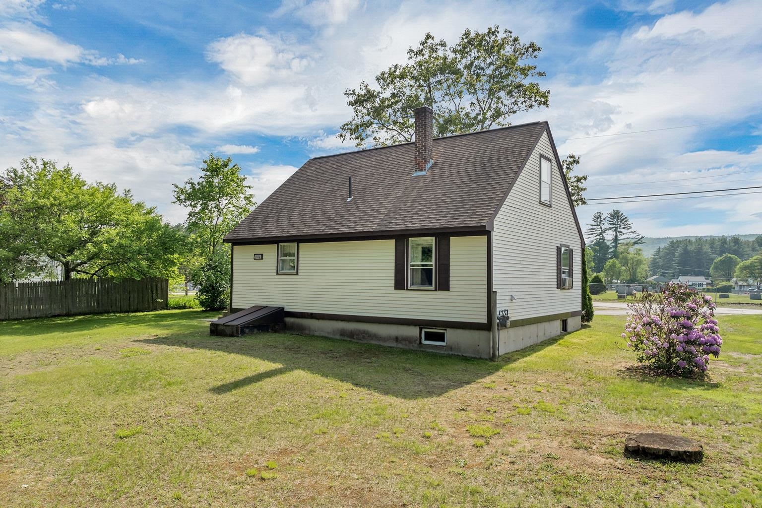 13 Lawndale Avenue