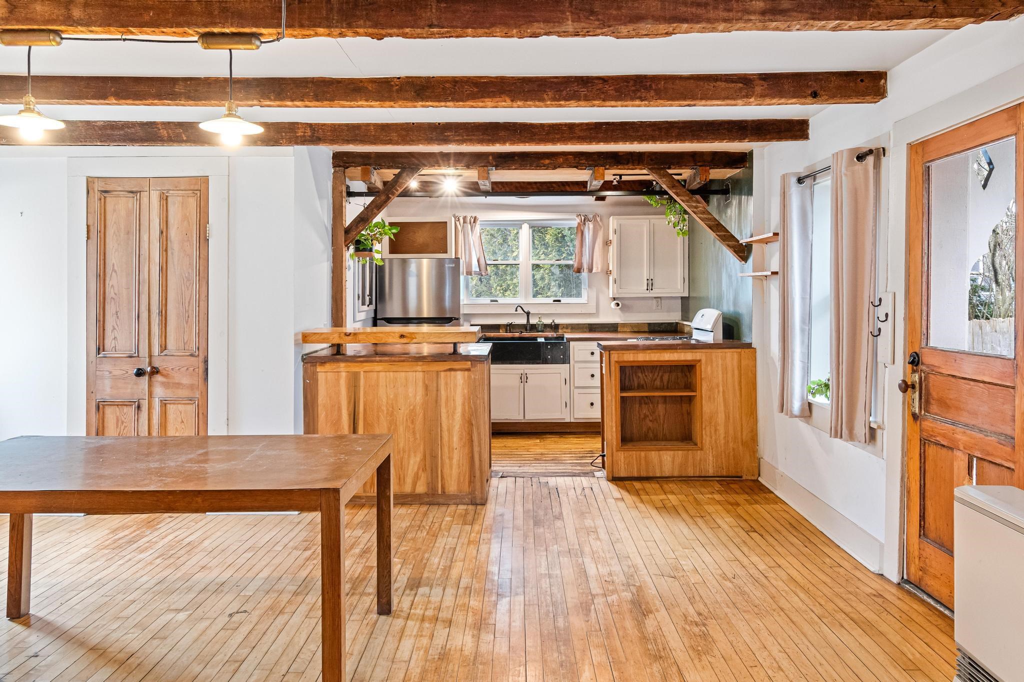 128 East Main Street