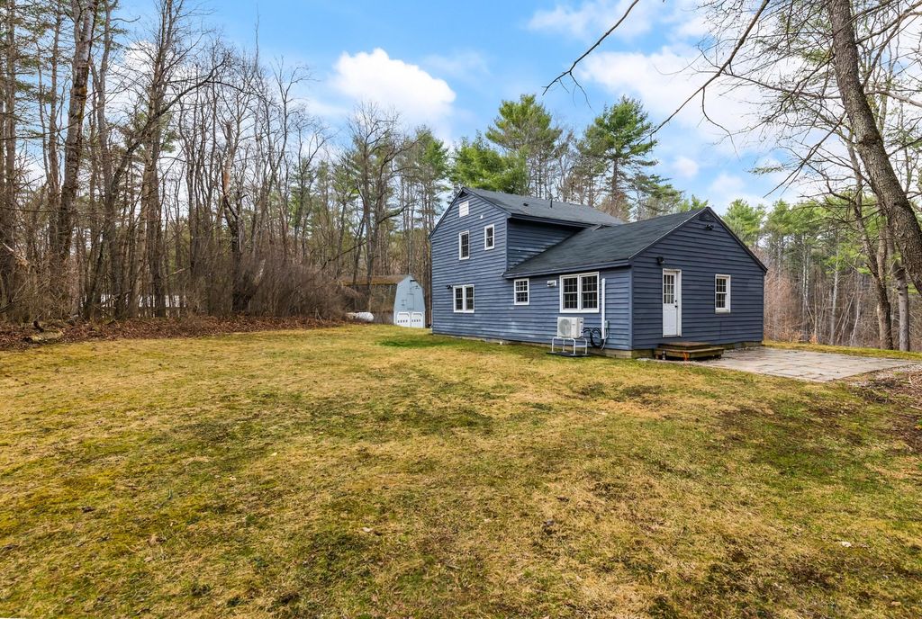 Photo of 9 Lighthouse Way, Newport, NH 03773 (MLS # 5083919)