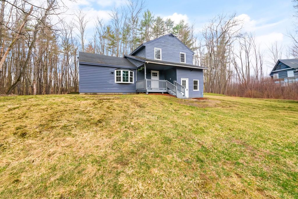 Photo of 9 Lighthouse Way, Newport, NH 03773 (MLS # 5083919)