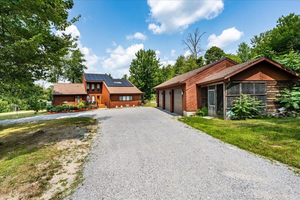 Photo of 98 Woodview Heights, Bradford, NH 03221 (MLS # 5055439)